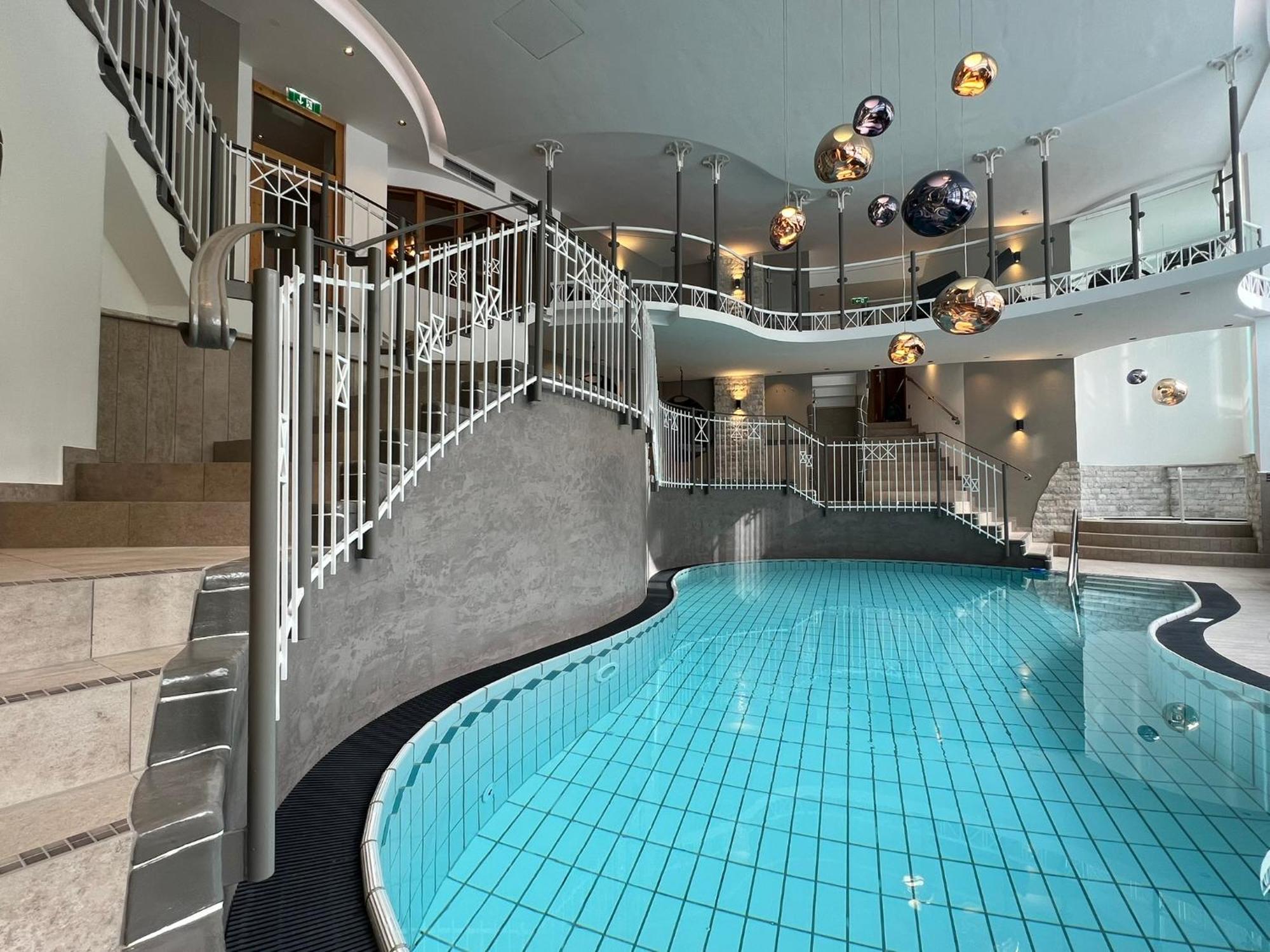 Superior Hotel Panorama オーバータウエルン エクステリア 写真